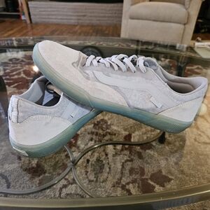 Mens Vans Shoes - size 11